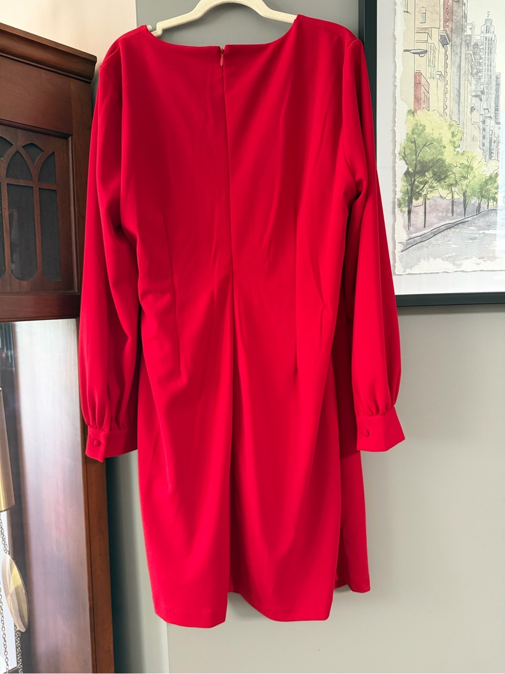 DKNY Red Long-Sleeve Twist-Front V-Neck Dress. Size 16 - Picture 2 of 8